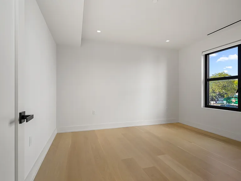 116 Sherman St — Photo 19