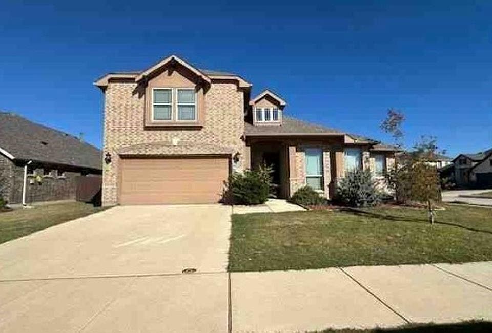 1st image of 1721 Emma Pearl Ln