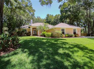 208 Myrtle Ridge Rd, Lutz, FL 33549