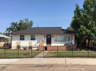 812 6th Ave N, Glasgow, MT 59230
