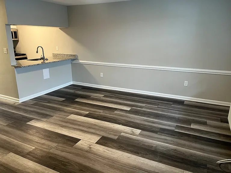 589 Starlight Dr #7 — Photo 7