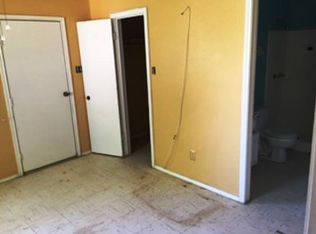 1215 Okane St, Laredo, TX 78040