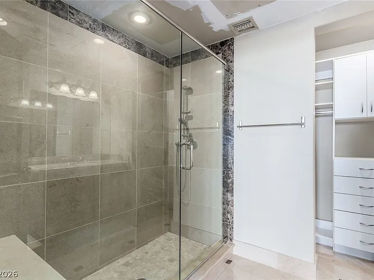 9103 Alta Dr #703 — Photo 25