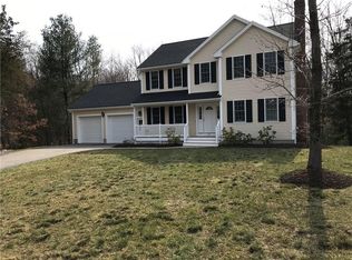 25 Grace Ln, Attleboro, MA 02703