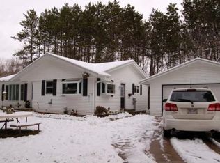 N1924 Rose Cir, Waupaca, WI 54981