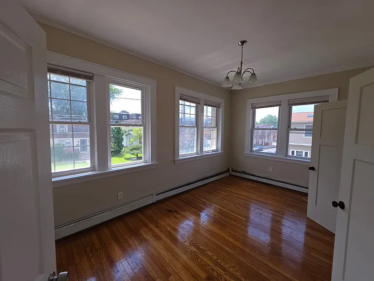22 Essex St #2 — Photo 12