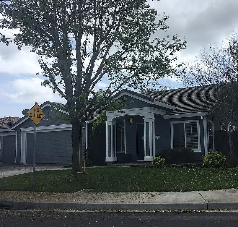 1110 Tipton Ct photo 1