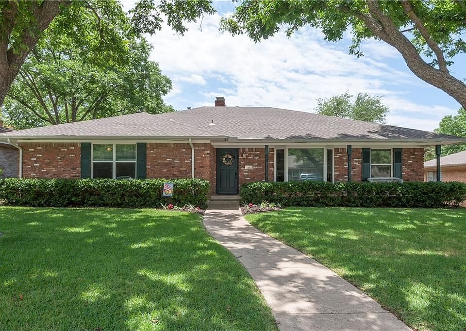 1st image of 9392 Hunters Creek Dr