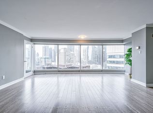 33 University Ave #2506, Toronto, ON M5J 2S7