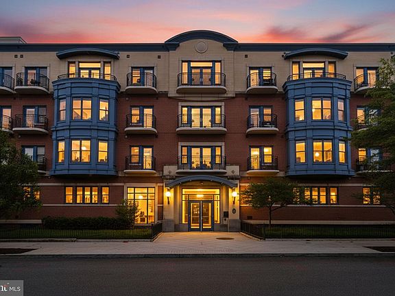 2nd image of 401 13th St NE APT 311