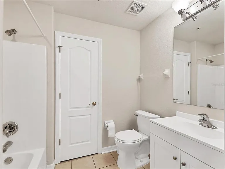 150 L Pavia Blvd #13 — Photo 18