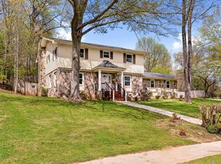 2239 Rocky Face Cir, Dalton, GA 30720