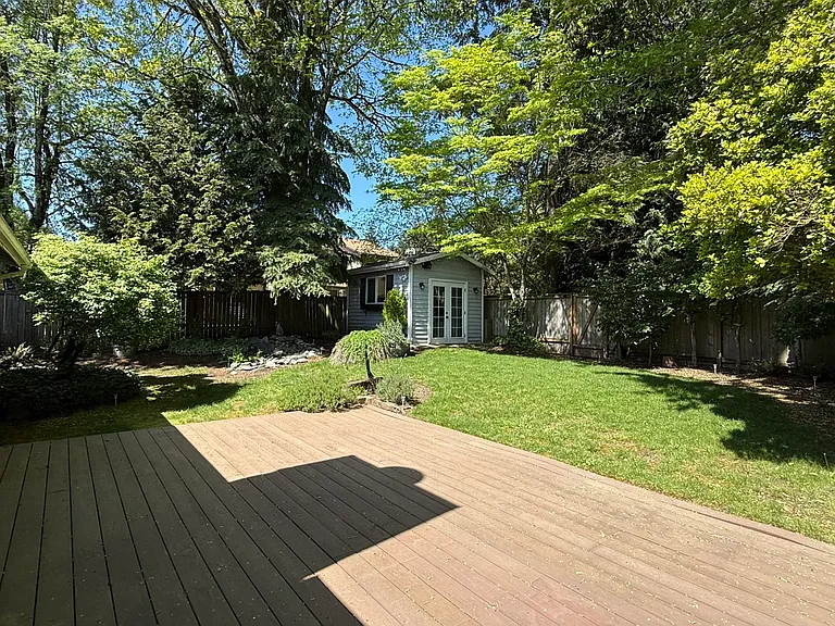 13418 NE 136th Pl — Photo 14