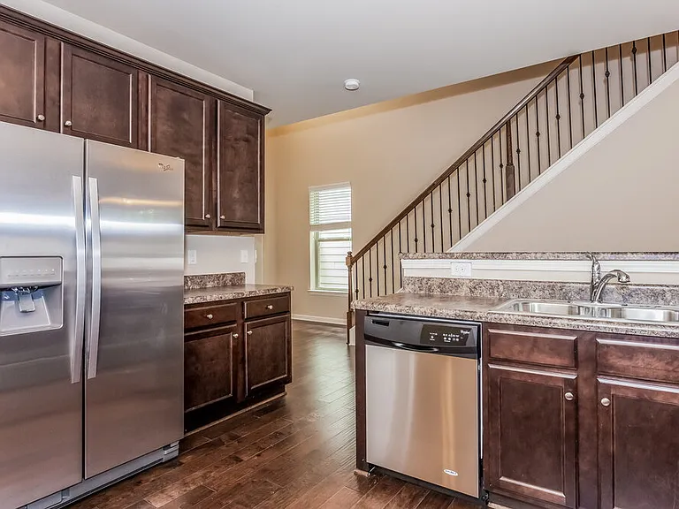147 Seabreeze Ct — Photo 12