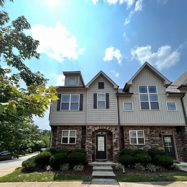 2832 Carter Finley Pl