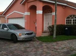 8707 NW 149th Ter, Miami Lakes, FL 33018