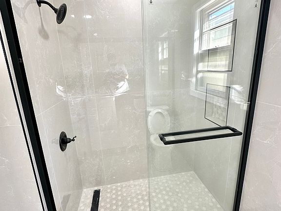 5th image of 95 W 28th St Floor 2