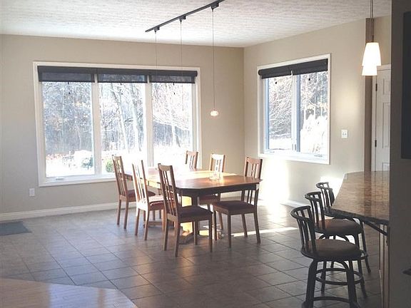 4th image of 3416 Applewood Pl