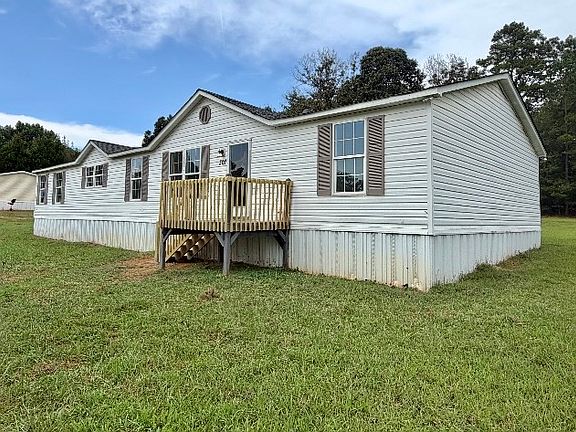 3rd image of 307 Zion Hill Rd