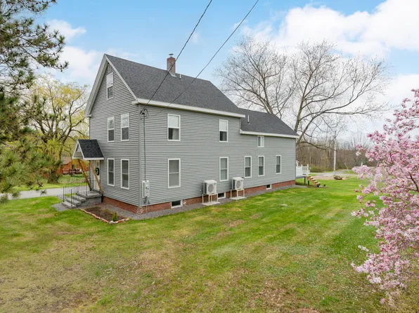 819 Brunswick Avenue, Gardiner, ME 04345
