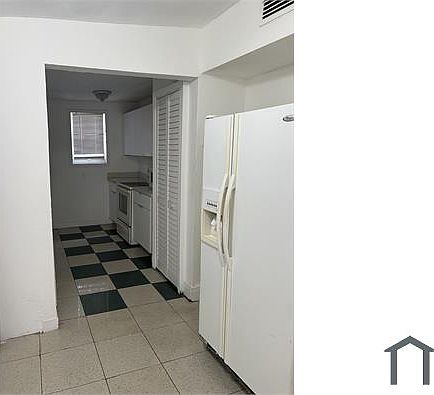 3rd image of 2350 NW 104th Ter #B