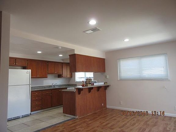 4th image of 2310 Hopeton Ave