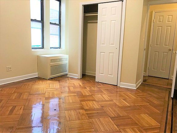 3rd image of 1441 Dekalb Ave APT 8
