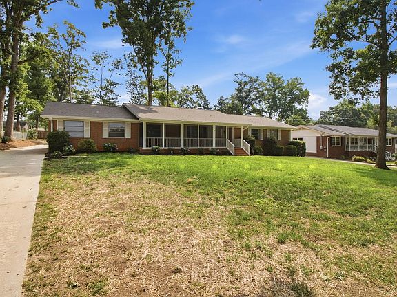 2nd image of 103 Oak Forest Dr