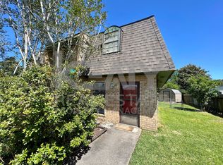 2427 Robley Dr, Lafayette, LA 70503