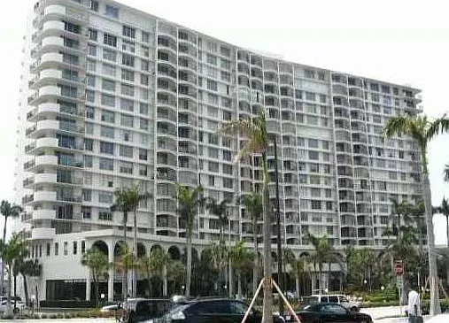 2 bed, 1202 sqft, $3,000 — Photo 2