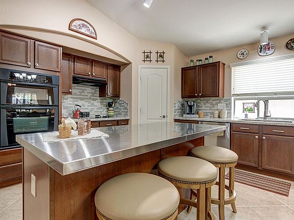 4th image of 38474 N Dawn Ct