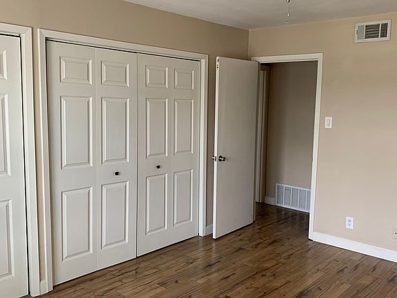 4th image of 2420 McCullough Ave APT 306