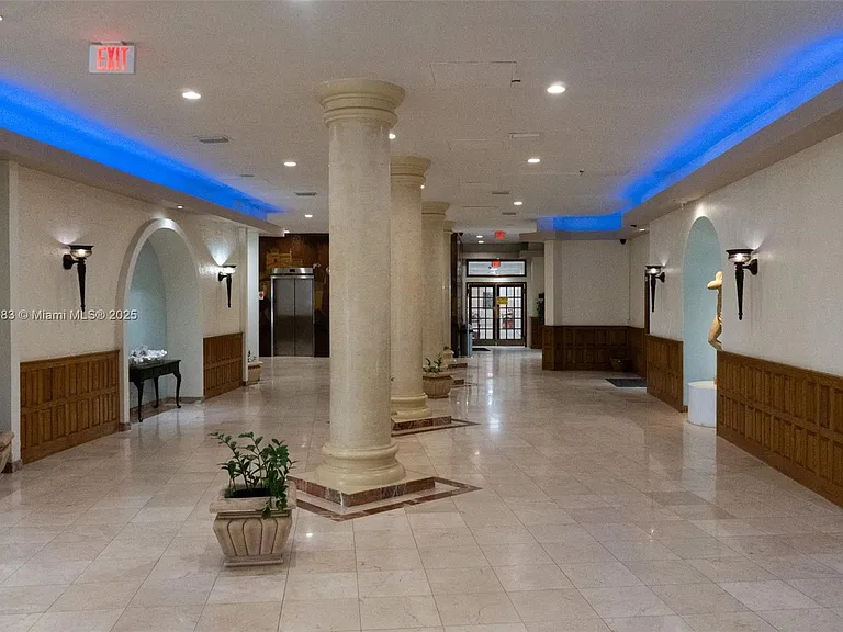 3725 S Ocean Dr #1021 — Photo 11