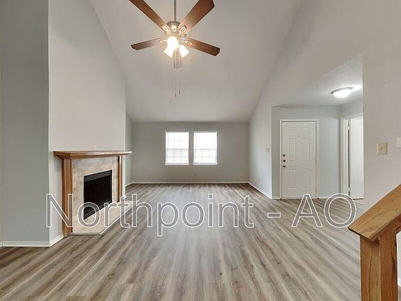 2nd image of 1337 Southridge Dr