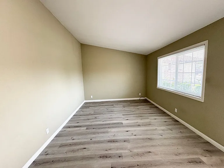 7070 Wineberry Way — Photo 6