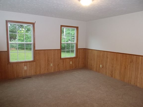 5th image of 1123 Circle Hill Dr