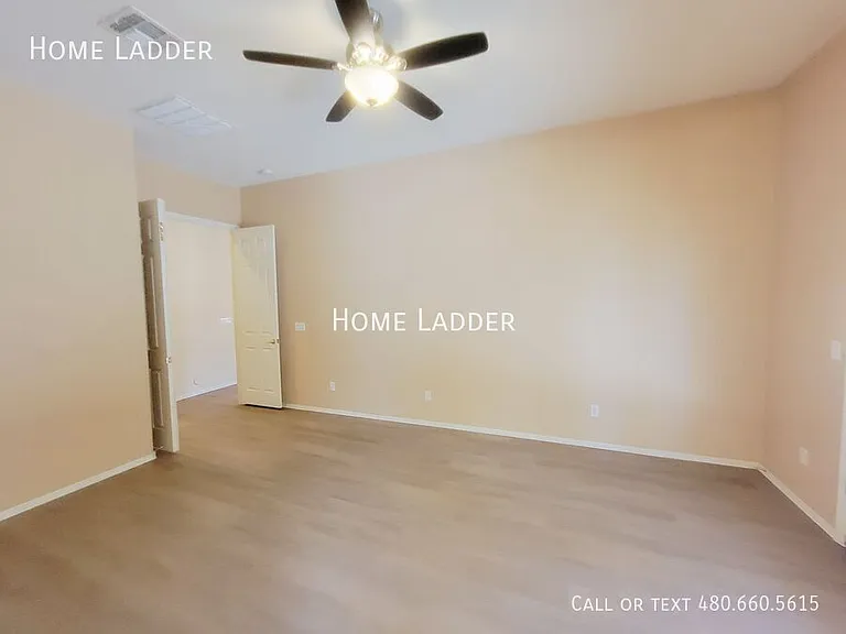 8348 W Andrea Dr — Photo 7