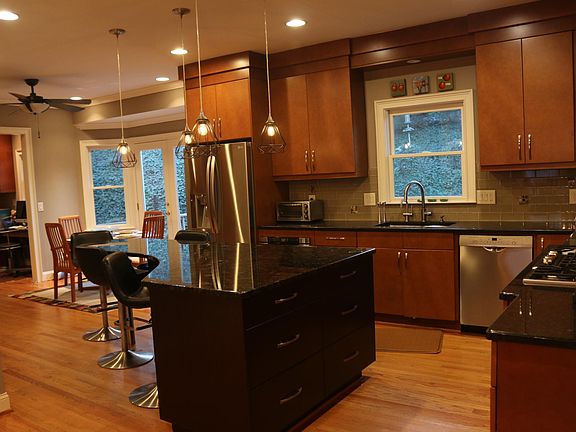 Completely updated open-concept kitchen.