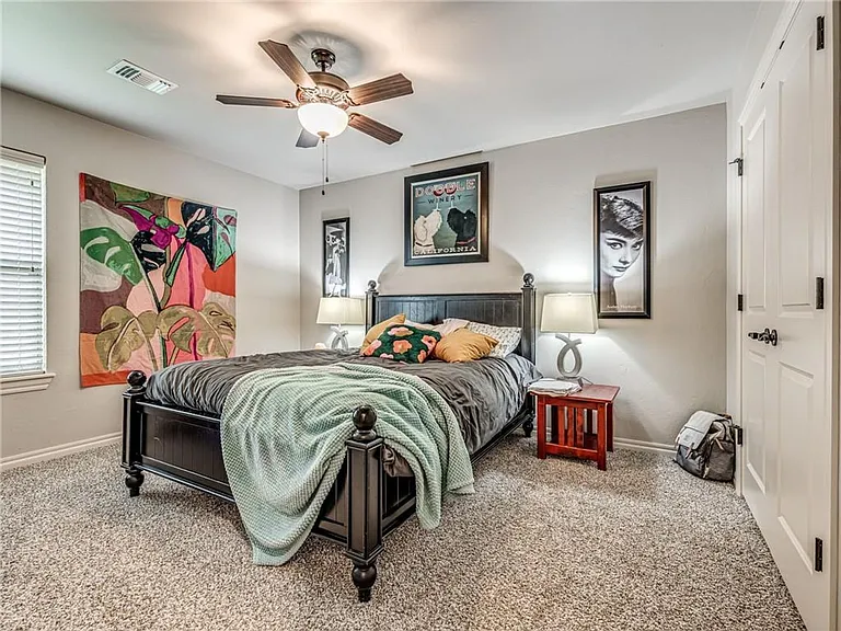 5009 Crater Lake Dr — Photo 16