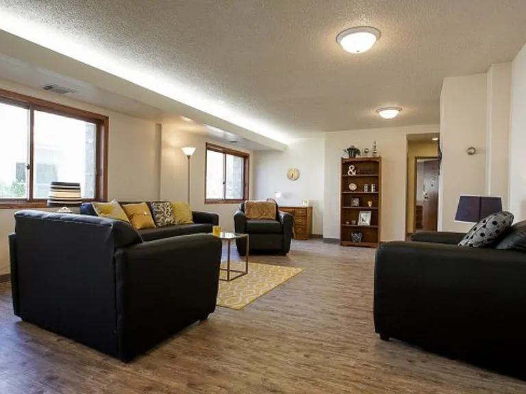 505 N Carroll St — Photo 19