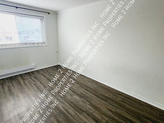 4th image of 7041 Wyandotte St E #3