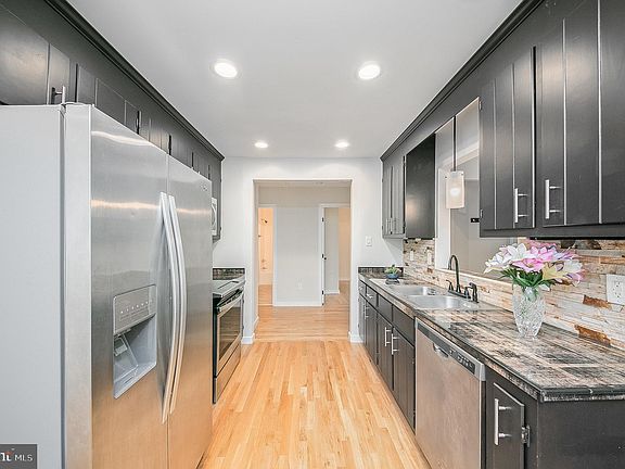 3rd image of 2603 Jordan Ct