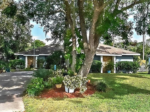 4th image of 1430 Clayton Dr