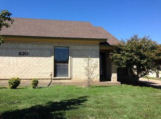1120-A Winscott Rd, Benbrook, TX 76126