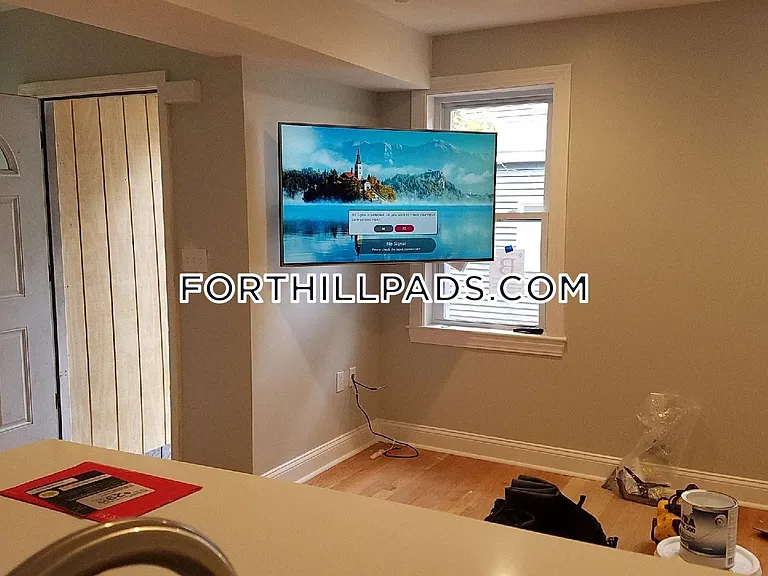 6 Saint James Pl — Photo 5