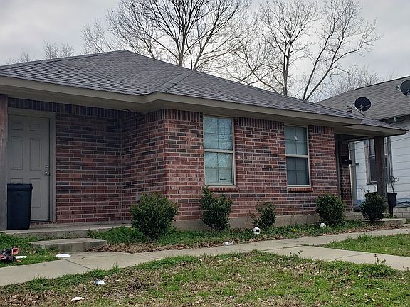 2nd image of 1725 Lakeshore Dr #A