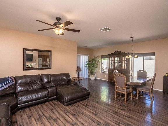 5th image of 1761 E Alder Cir