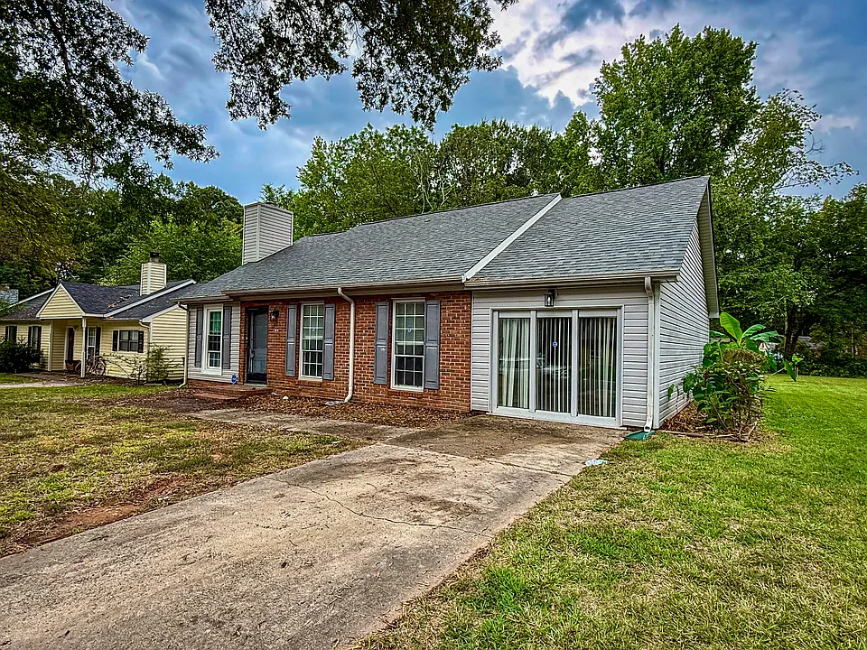 6000 Crosswood Ct