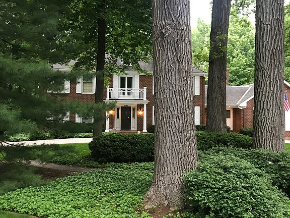 4th image of 2055 Persimmon Dr