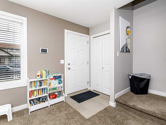 4th image of 92 E Bowman Cir